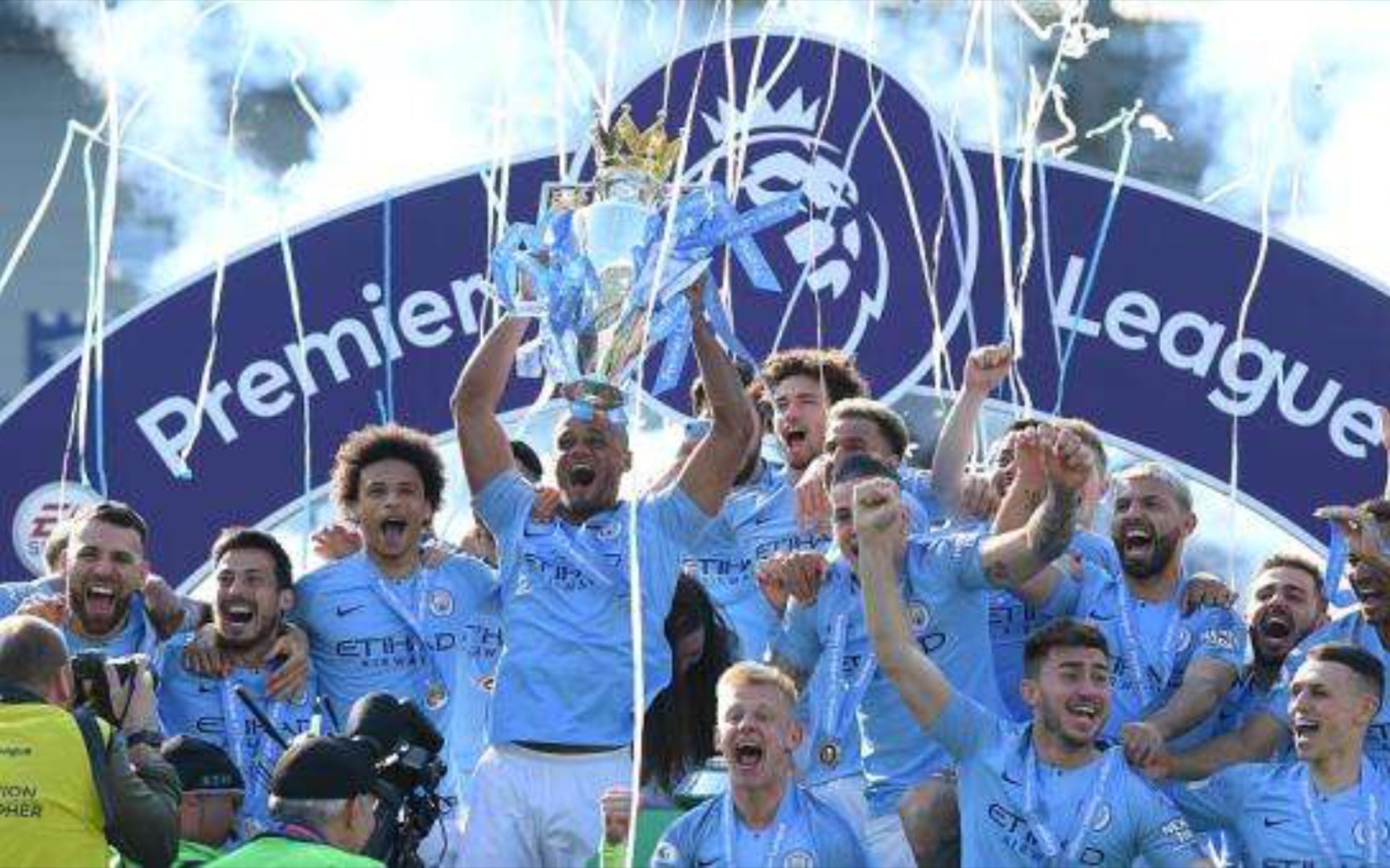 现代中卫的 现代中卫的